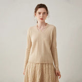 Women’s V-Neck Cashmere Textured Knit Cashmere Wool Pullover Sweater